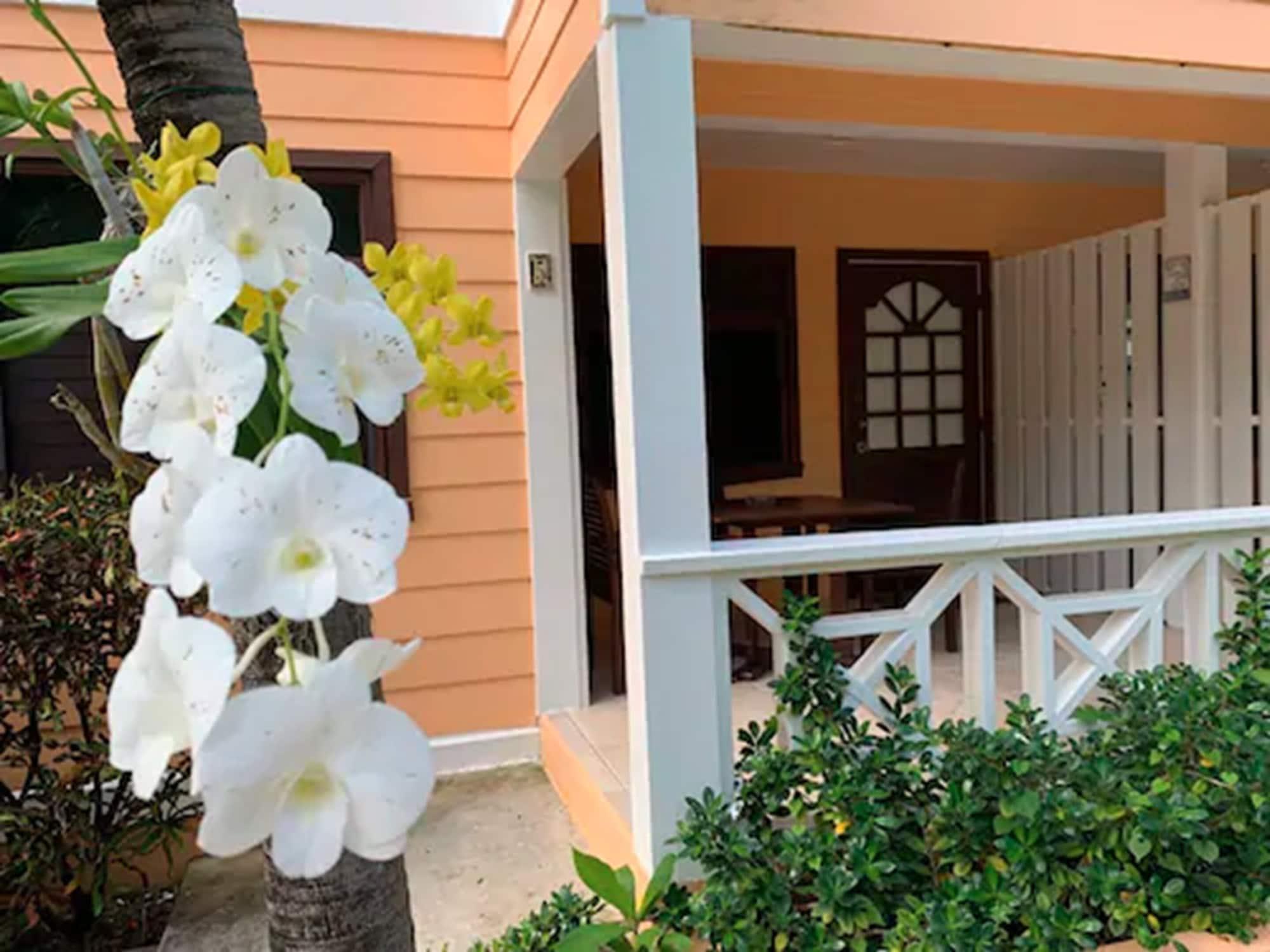 Buccaneer Beach Club Dickenson Bay Eksteriør billede